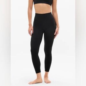 NWOT Athleta Transcend High Rise 7/8 Legging in BLK Sz Med And XL Avaliable